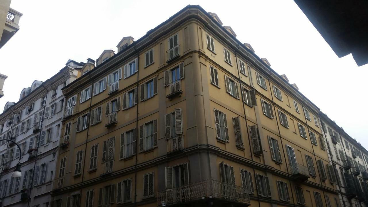 Un Soffice Nido Nel Cuore Di Torino Exterior photo